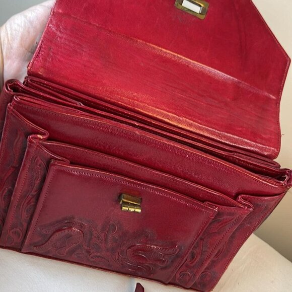 Vintage Tooled Leather Oxblood Red Purse TaxcoStyle Classic BoHo Chic - Picture 4 of 11